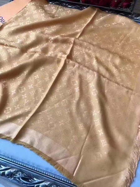 Louis Vuitton Scarf LVS919168A Louis Vuitton Scarf LVS919168A