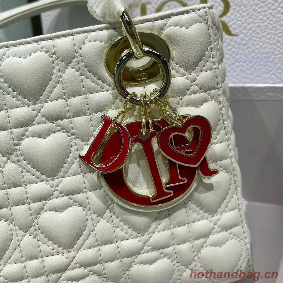 LADY DIOR MY ABCDIOR BAG Cannage Heart Original Lambskin Bag M0539O White LADY DIOR MY ABCDIOR BAG Cannage Heart Original Lambskin Bag M0539O White
