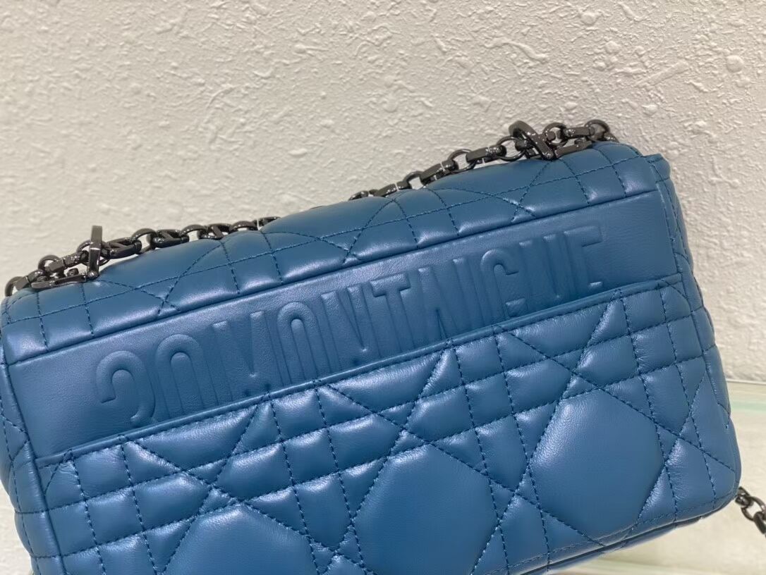MEDIUM DIOR CARO BAG Gradient Cannage Lambskin M9242WN blue MEDIUM DIOR CARO BAG Gradient Cannage Lambskin M9242WN blue