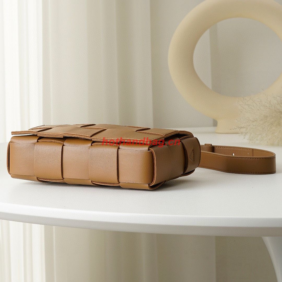 Bottega Veneta BORSA CASSETTE 578004 Caramel Bottega Veneta BORSA CASSETTE 578004 Caramel