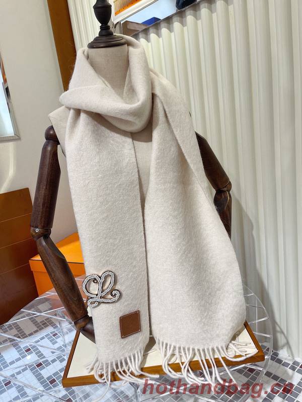Loewe Scarf LOC00021 Loewe Scarf LOC00021