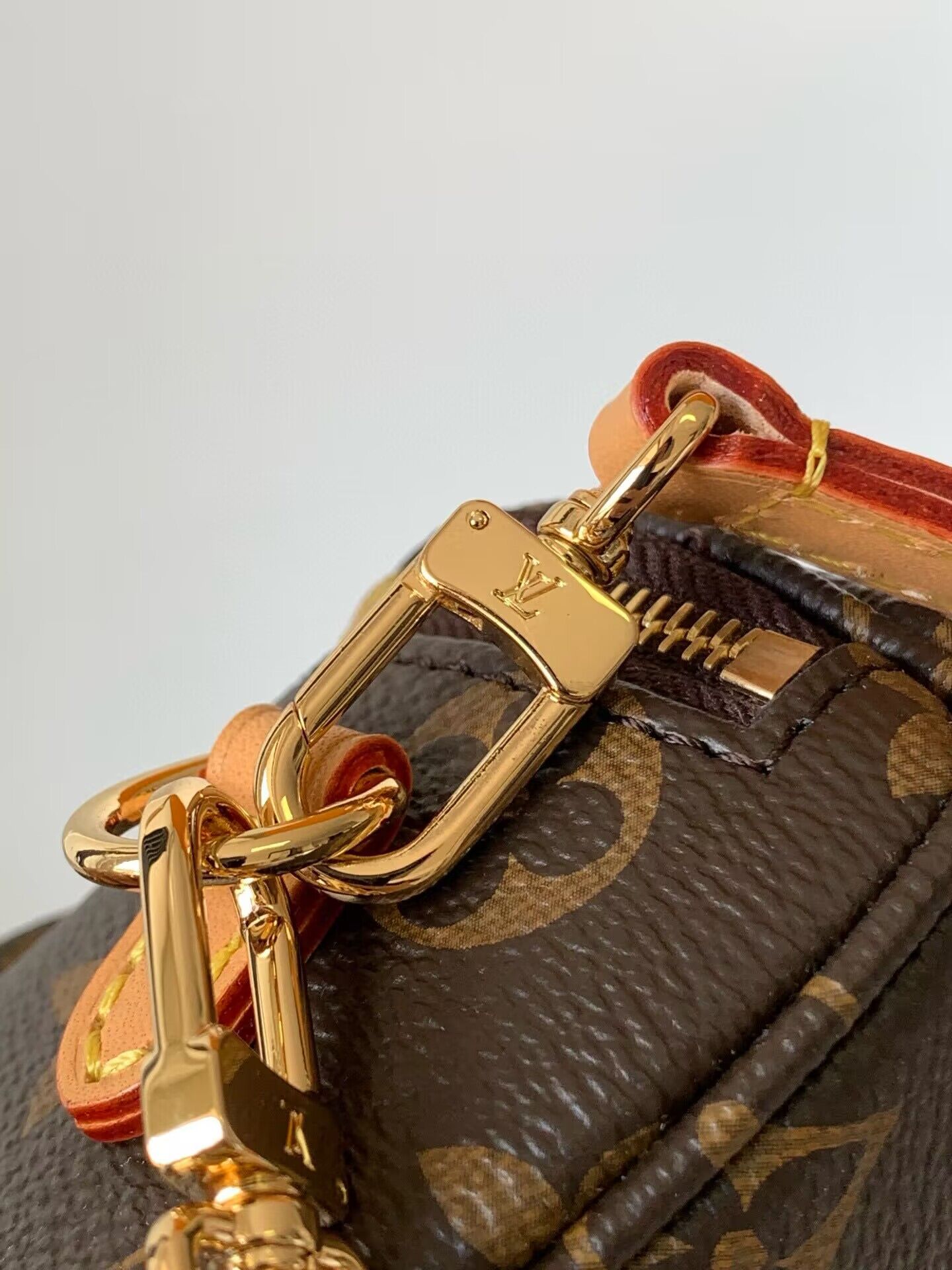 Louis Vuitton Monogram Canvas Mini Bumbag M82335 Brown Louis Vuitton Monogram Canvas Mini Bumbag M82335 Brown