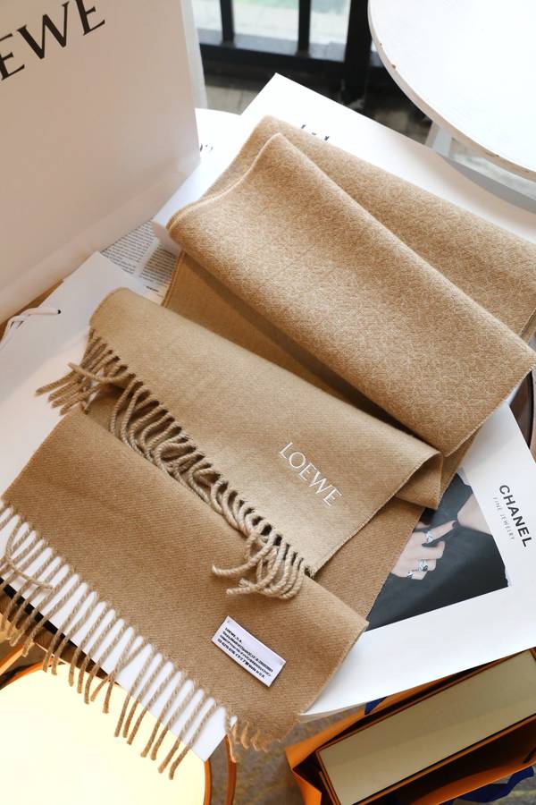 Loewe Scarf LOC00056 Loewe Scarf LOC00056