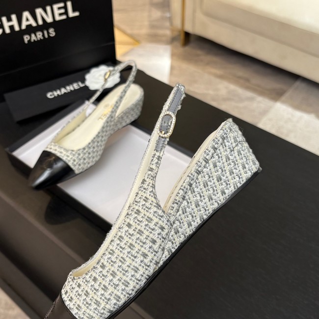 Chanel WOMENS SANDAL 55865-5