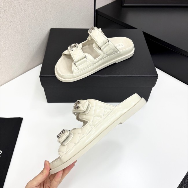 Chanel WOMENS SANDAL 55871-4