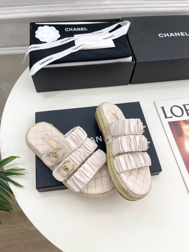 Chanel WOMENS SANDAL 55893-2