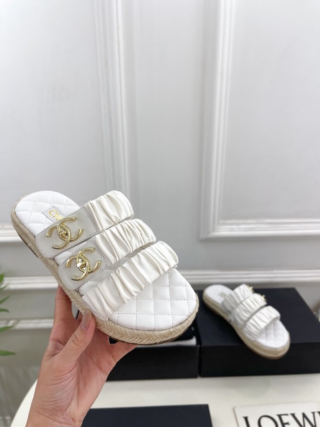 Chanel WOMENS SANDAL 55893-3