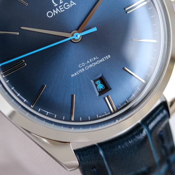 Omega Watch OMW00824-1