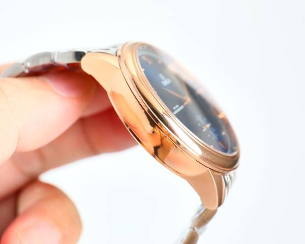 Omega Watch OMW00863-1