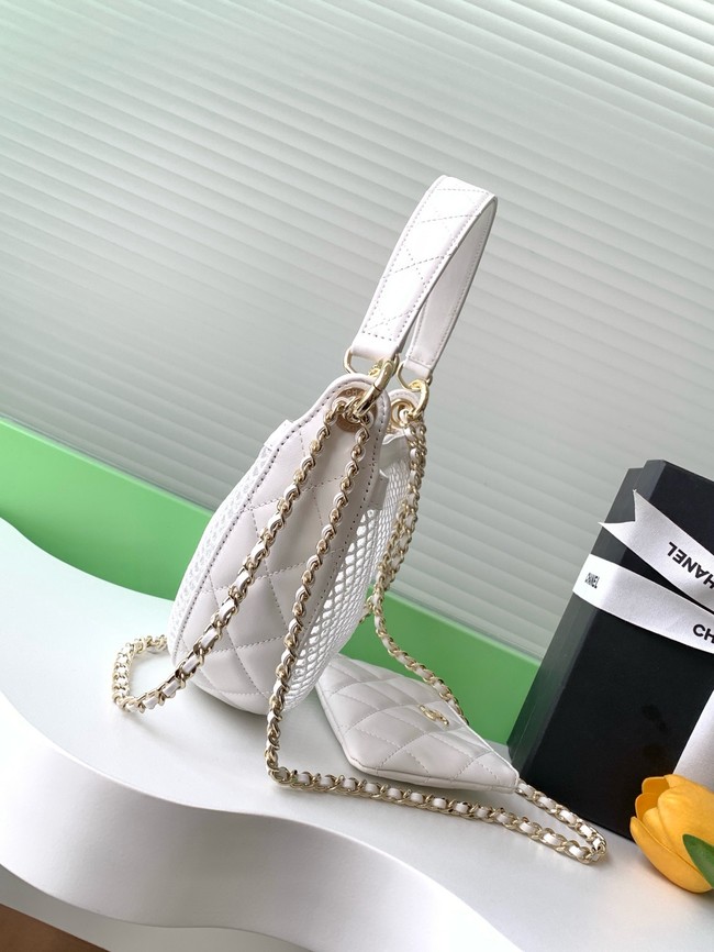 Chanel Chain handbag AP4573 white