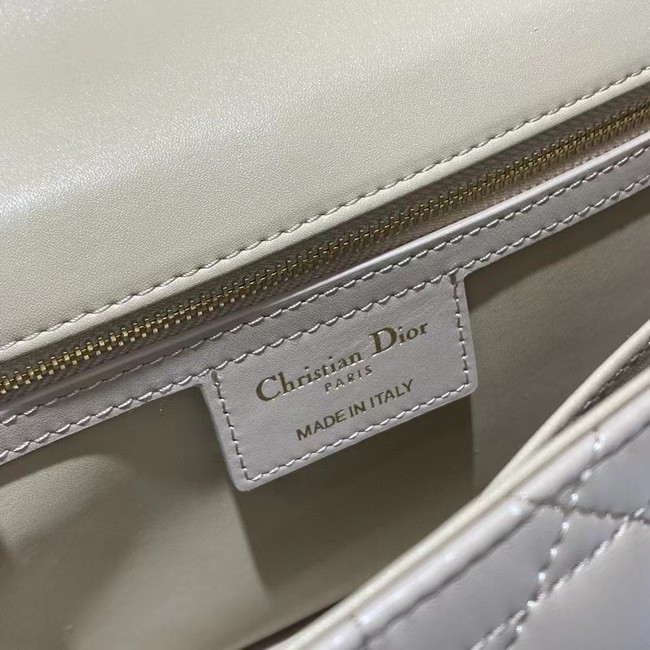 Dior Medium Soft Dior Caro Bag Macrocannage Lambskin M9253UHPA Beige
