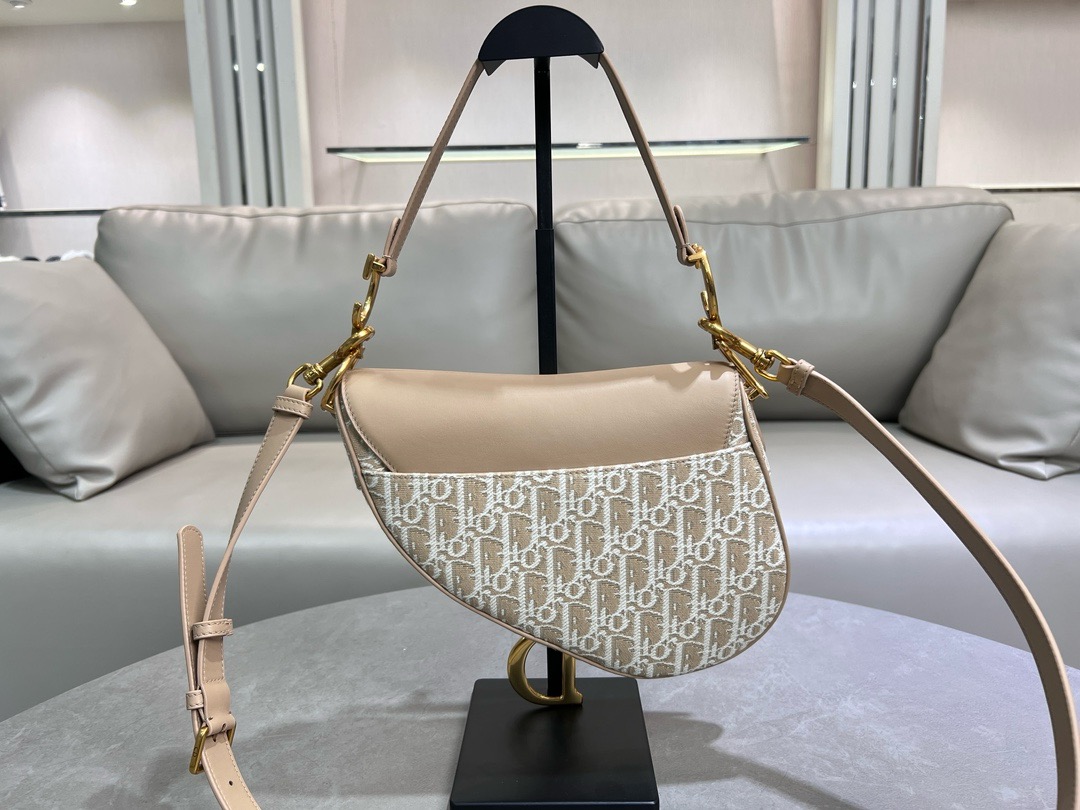Dior Saddle Bag with Strap Oblique Jacquard and Natural Smooth Calfskin M0455CDDS