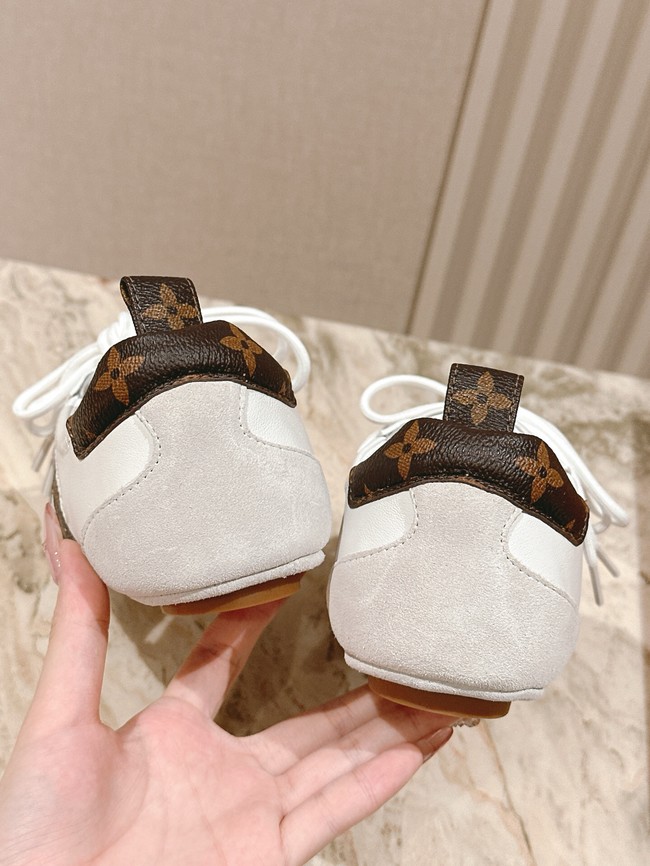 Louis Vuitton Sports shoes 44889-1