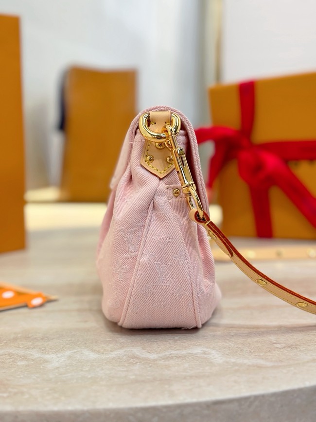 Louis Vuitton Washed M13347 pink