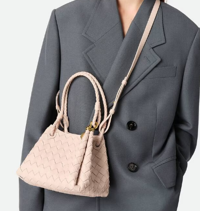 Bottega Veneta Small Parachute 796569 Cameo Bottega Veneta Small Parachute 796569 Cameo