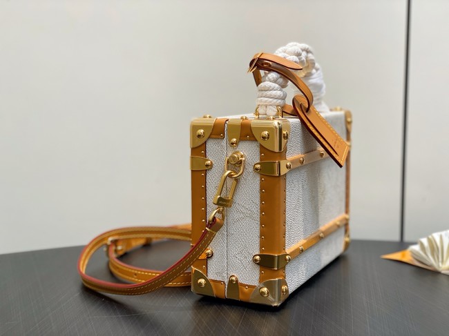 Louis Vuitton Handle Trunk M14440