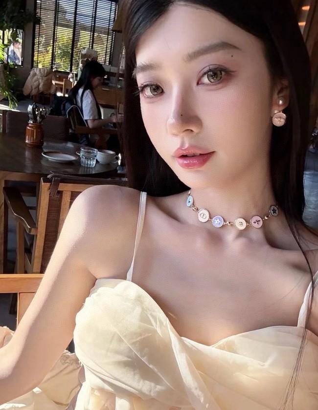 Dior necklace CE16958