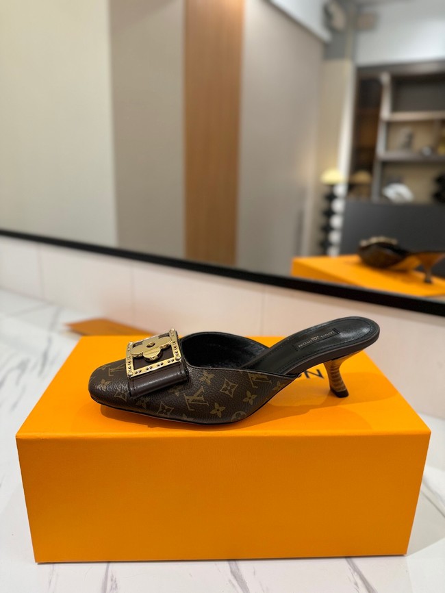 Louis Vuitton Slippers 45001-1