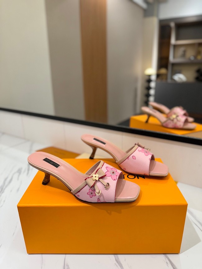 Louis Vuitton Slippers 45001-10
