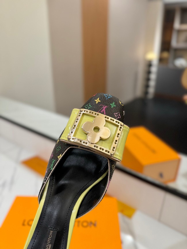 Louis Vuitton Slippers 45001-3