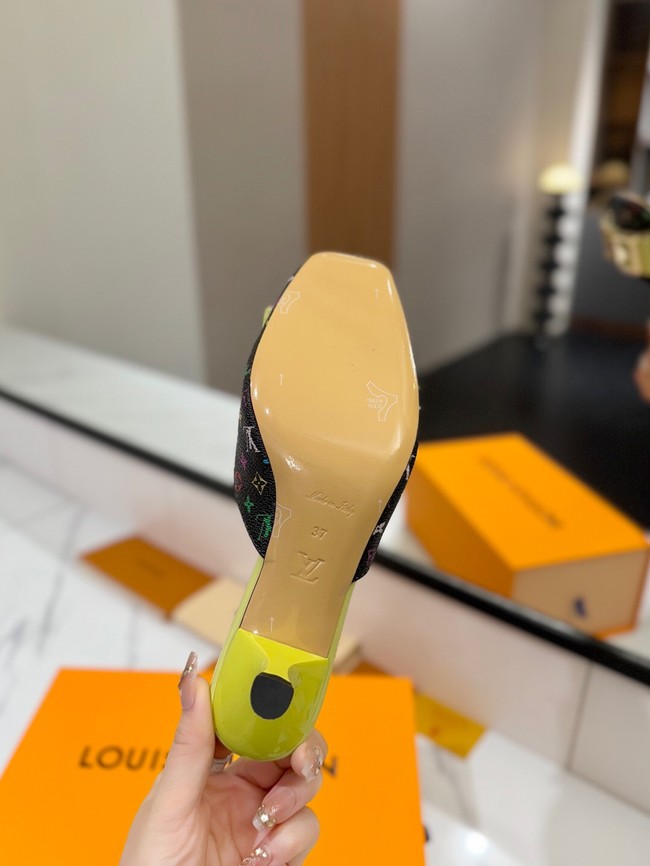 Louis Vuitton Slippers 45001-3