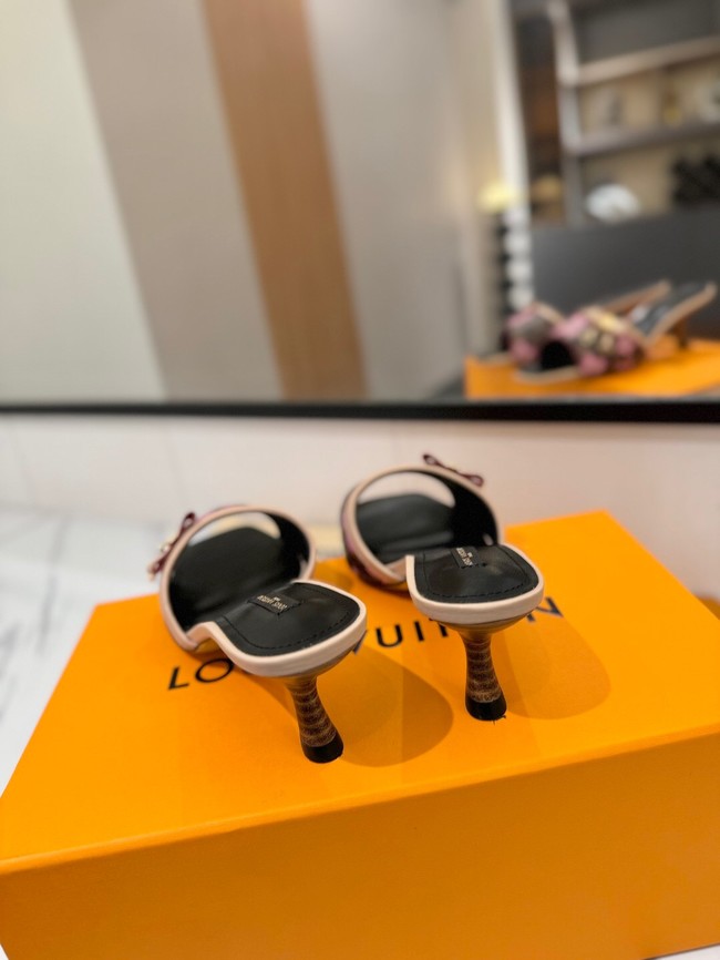 Louis Vuitton Slippers 45001-13