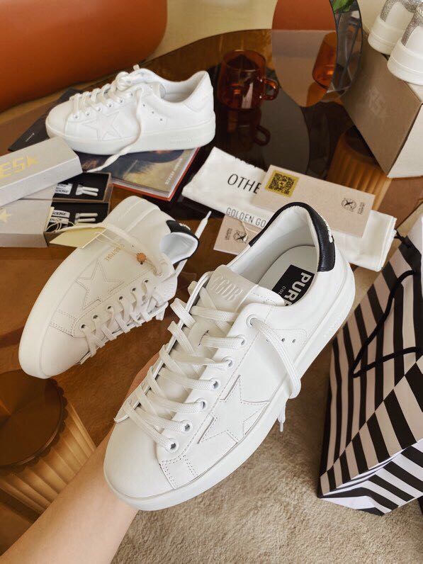 GOLDEN GOOSE DELUXE BRAND Flat shoes 45016-1