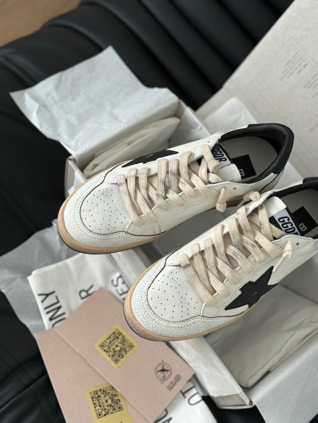 GOLDEN GOOSE DELUXE BRAND Flat shoes 45016-8