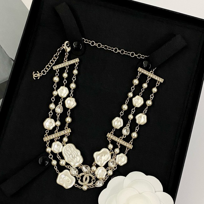 Chanel necklace CE81010