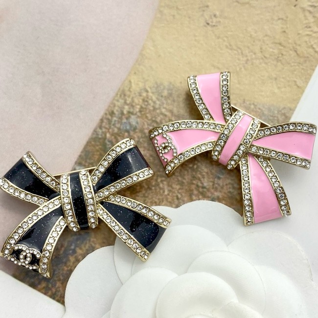 Chanel brooch CE81048