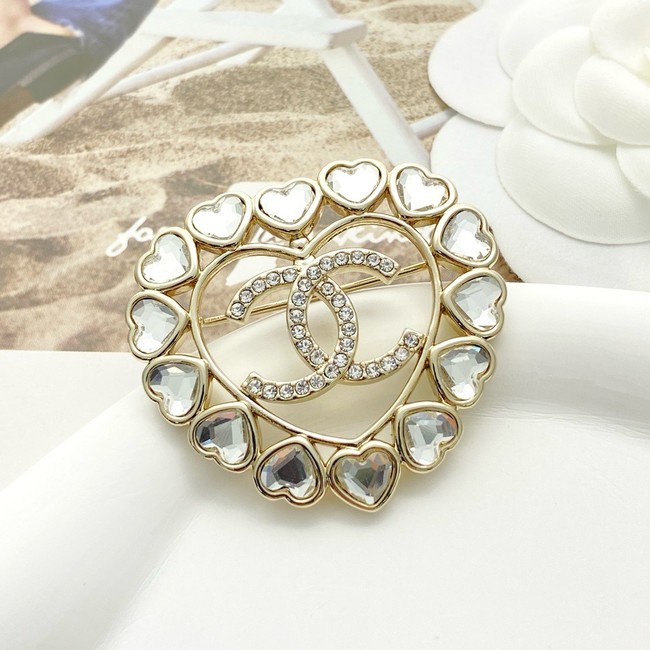 Chanel brooch CE81049