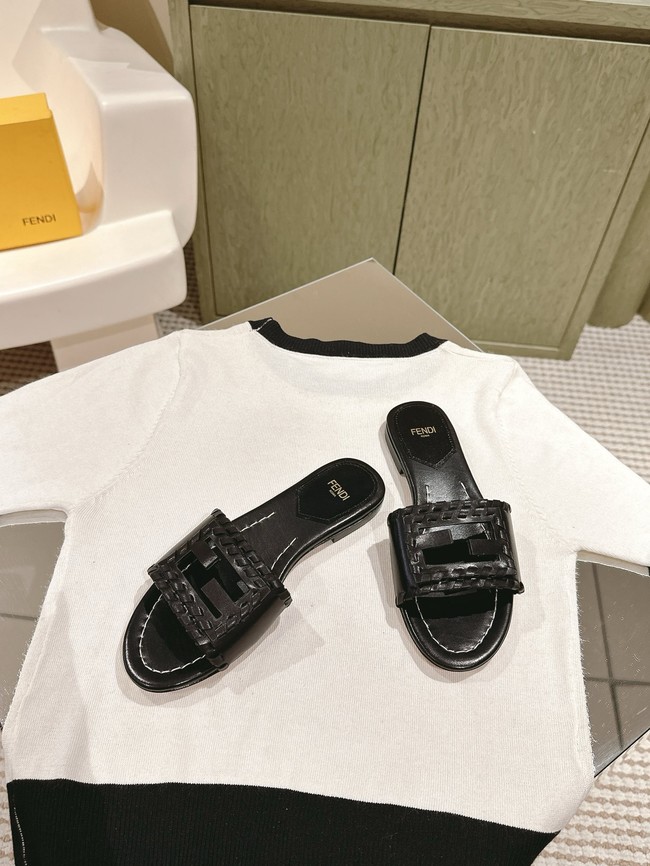 Fendi Slippers 45050-4