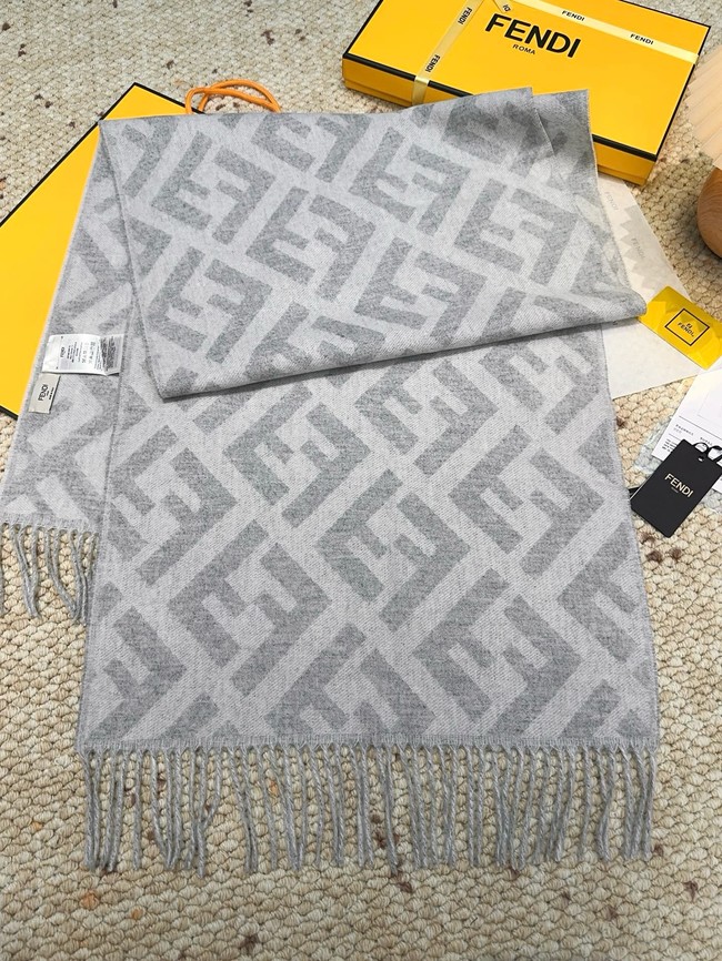 Fendi FF classic pattern cashmere scarf XT260