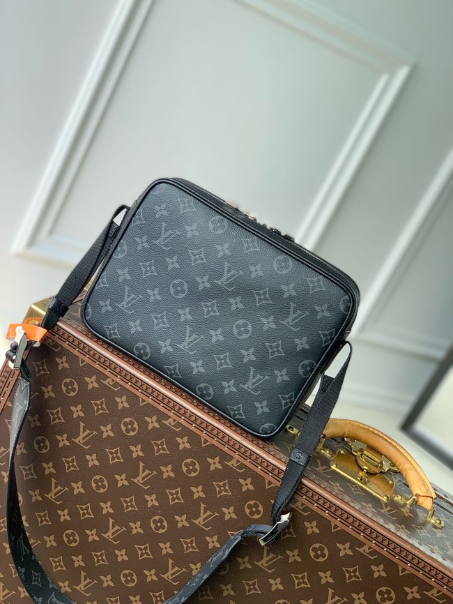 Louis Vuitton Messenger M30233 black