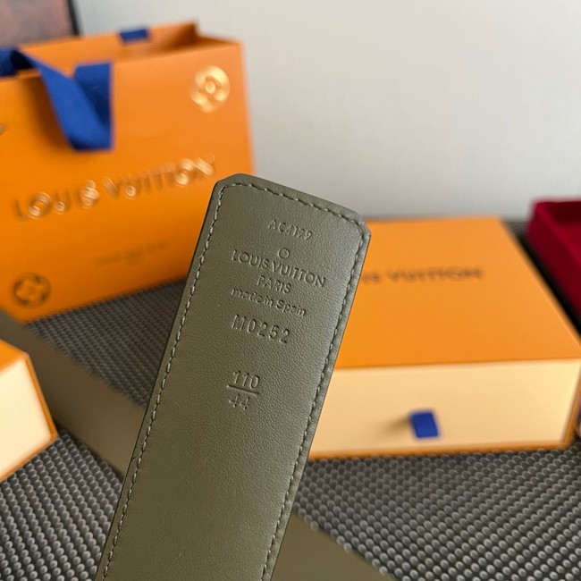 Louis Vuitton Initiales 40MM Reversible M9057