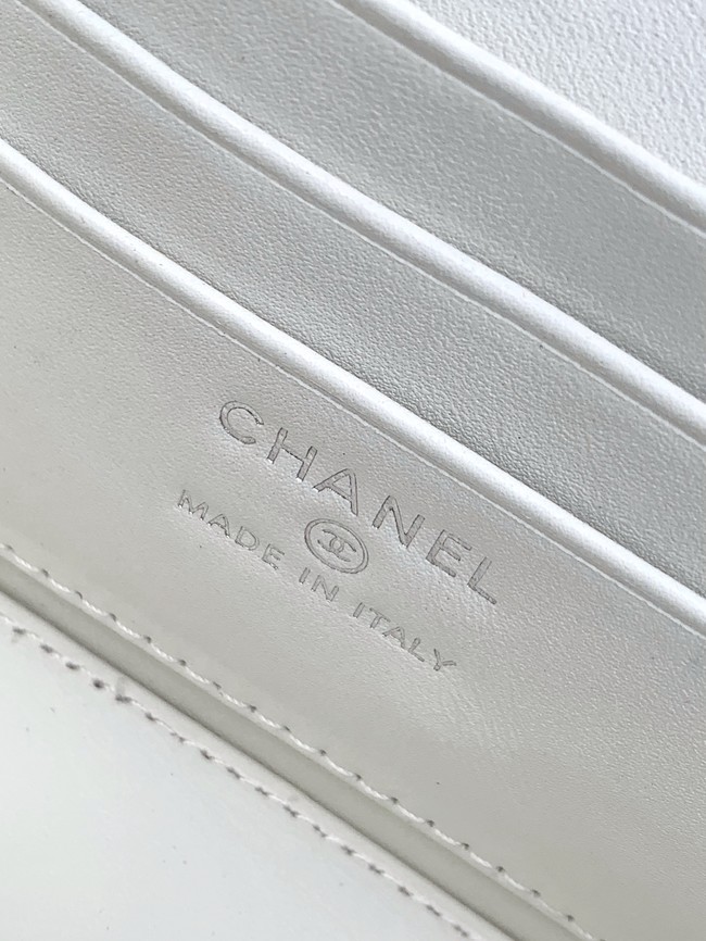 Chanel Long Vanity with chain AP4933 white
