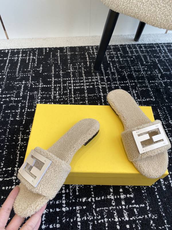 Fendi Shoes FDS00130