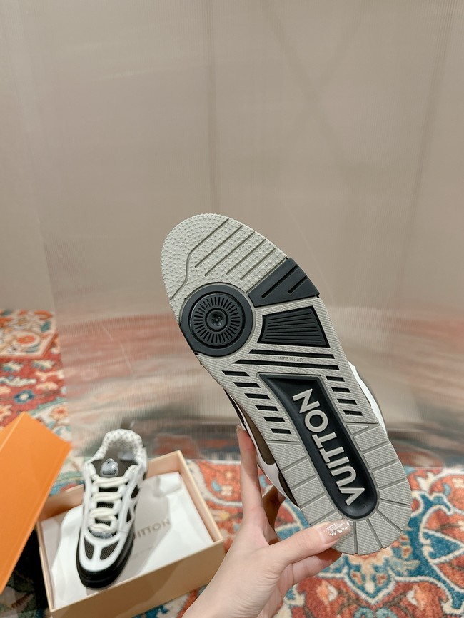 Louis Vuitton Trainer Sneaker 1ACP1R-6