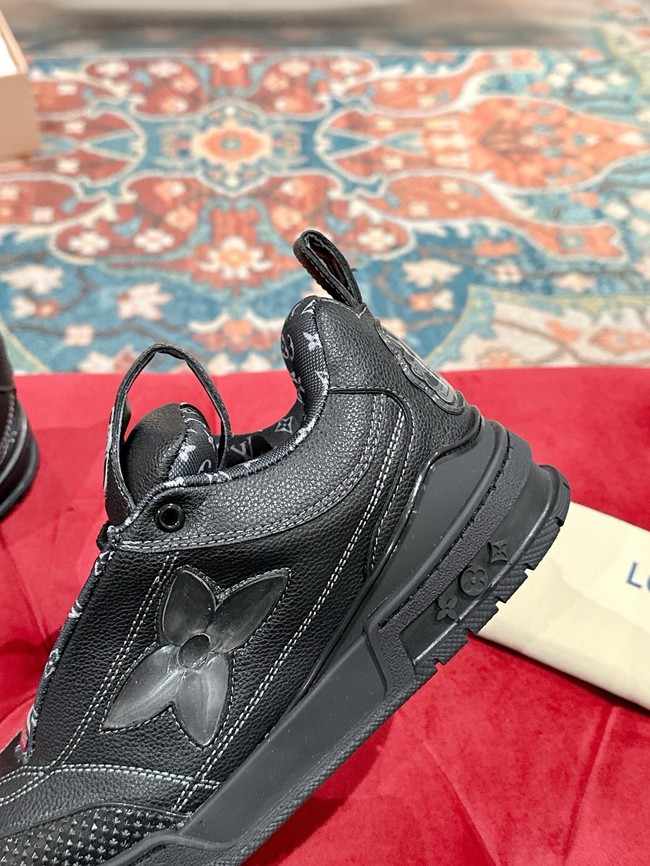 Louis Vuitton Trainer Sneaker 45107-4