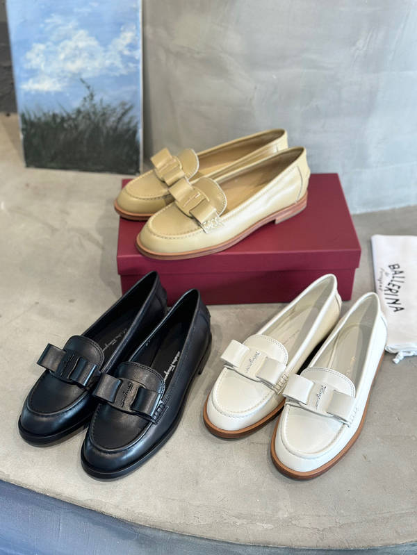 Ferragamo Shoes FMS00096