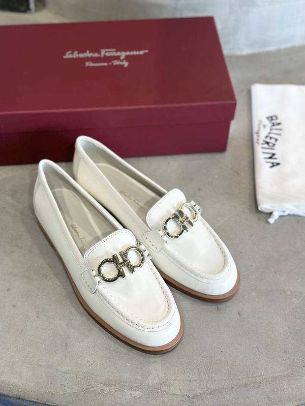 Ferragamo Shoes FMS00097