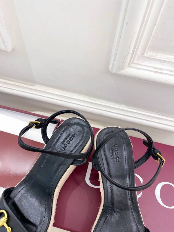 Gucci Shoes GUS00909 Heel 9CM