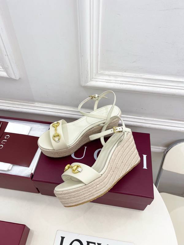 Gucci Shoes GUS00911 Heel 9CM