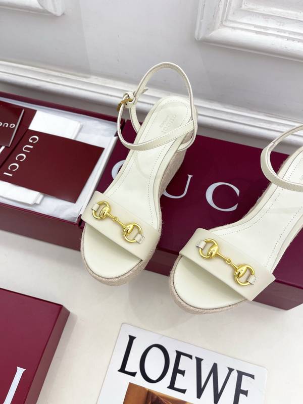 Gucci Shoes GUS00911 Heel 9CM