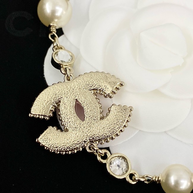 Chanel necklace CE81600