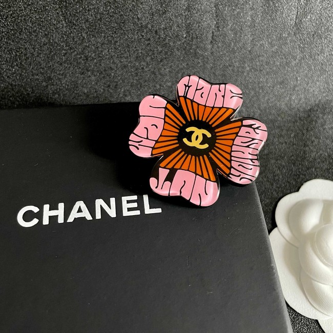 Chanel brooch CE81775