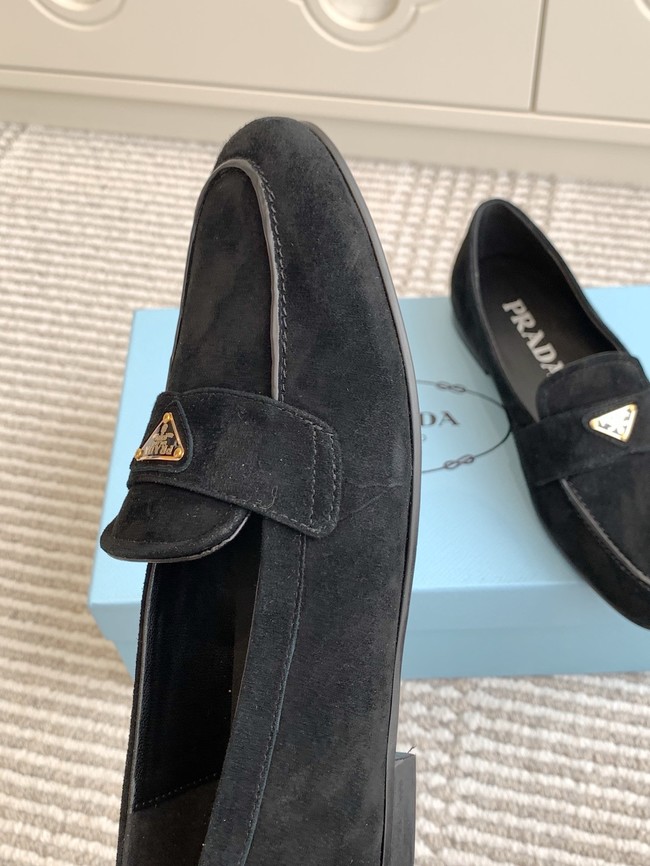 Prada leather loafers 87199-4