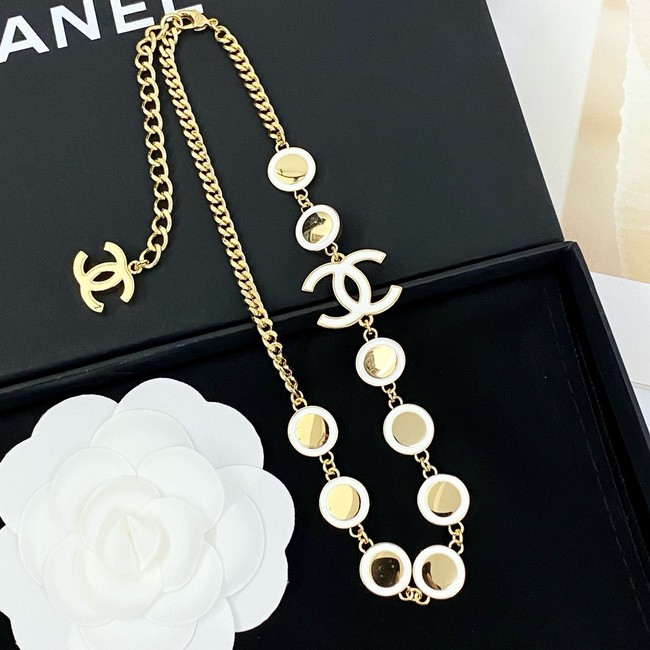 Chanel necklace CE81822