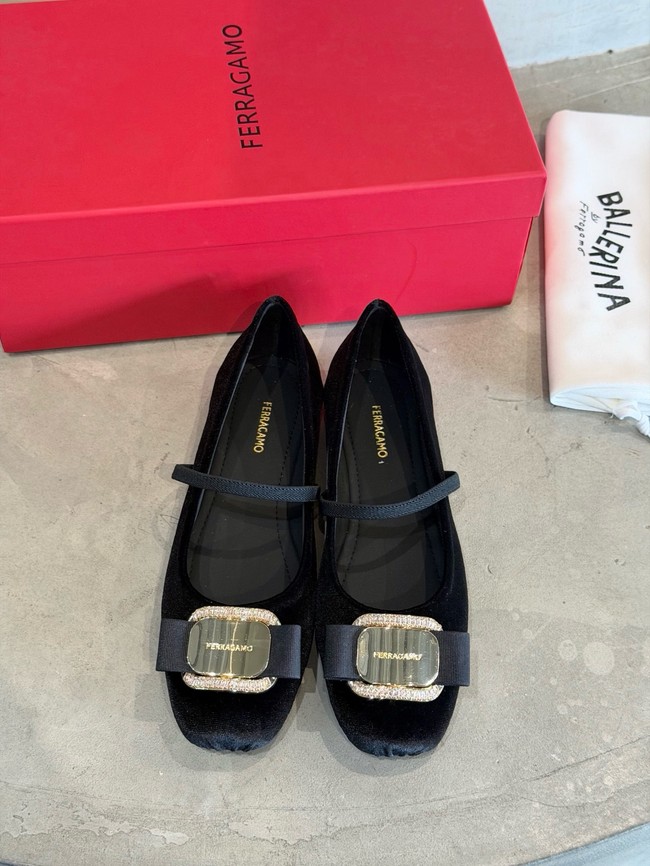 Ferragamo Flat shoes 21039-3