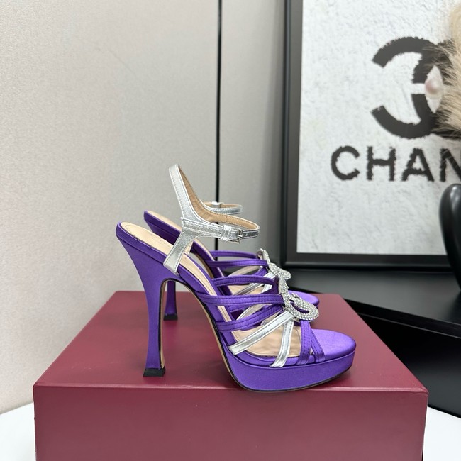 GUCCI Womens pump with crystal Interlocking G 21045-1